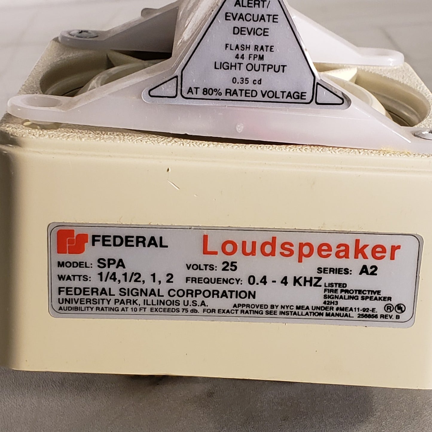 Federal FS SPA A2 Loudspeaker 0.4-4KHZ Alert Evacuate Device With Stob Light
