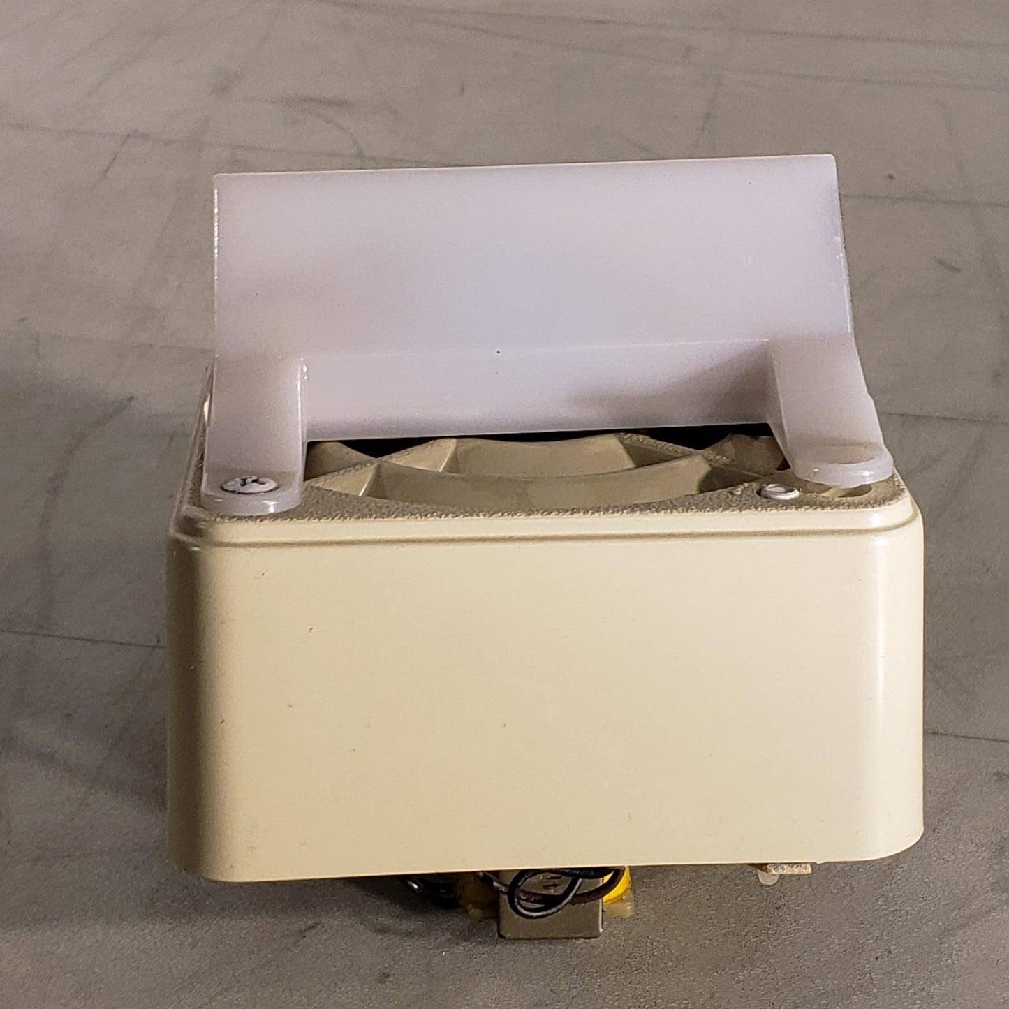 Federal FS SPA A2 Loudspeaker 0.4-4KHZ Alert Evacuate Device With Stob Light