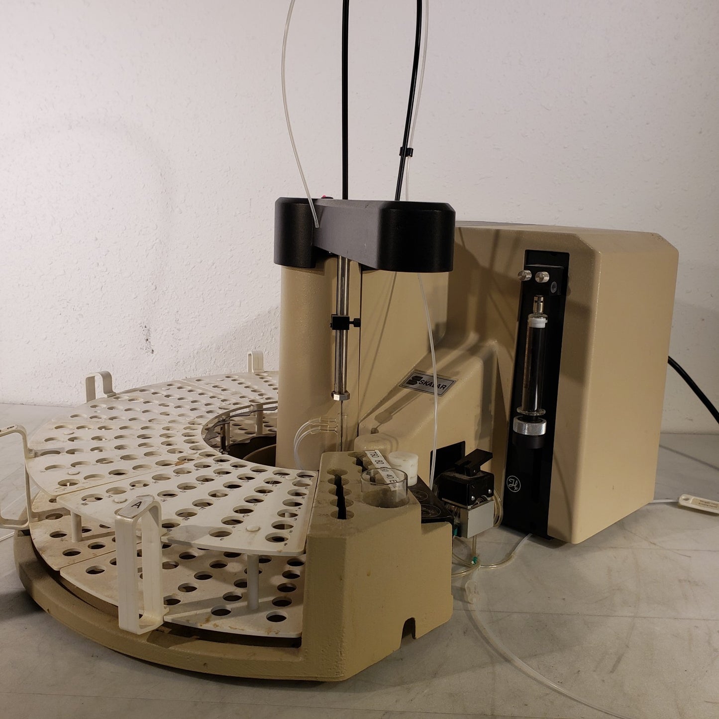 Skalar 1052 Vial Autosampler 140-Positions Stored 100-240v Circular Sampler