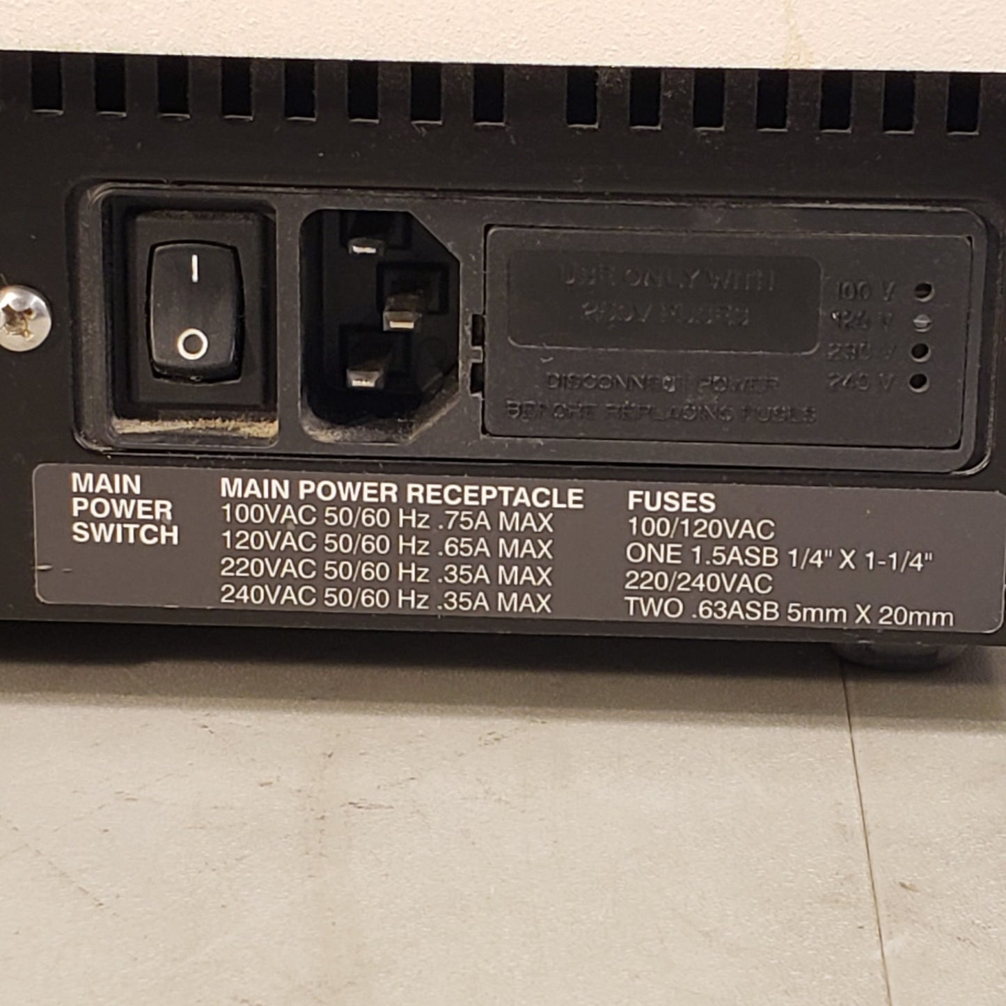 Bio-Tek ELx808IU Ultra Absorbance Microplate Reader Digital Data Analysis