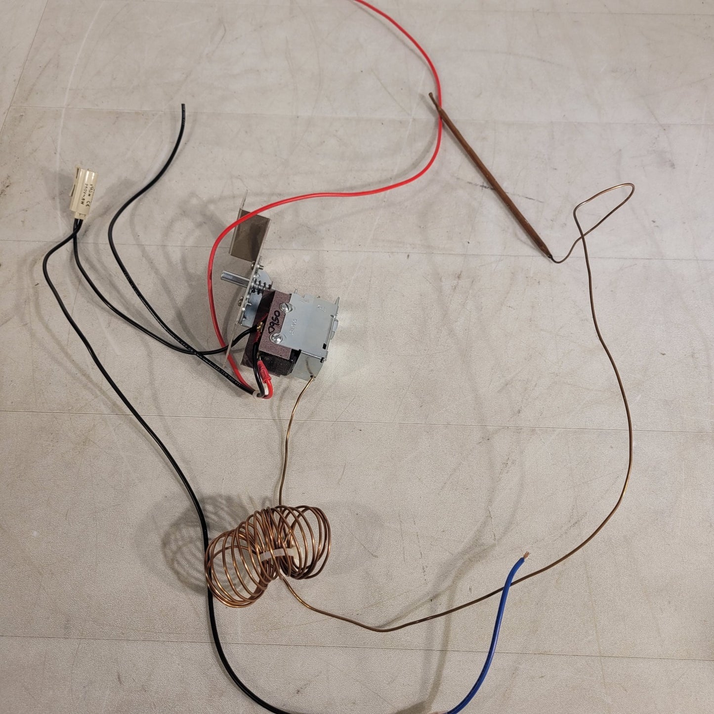 Stemco 351-29502 Capillary Cap Thermostat With Indicator LED Model 101D L167