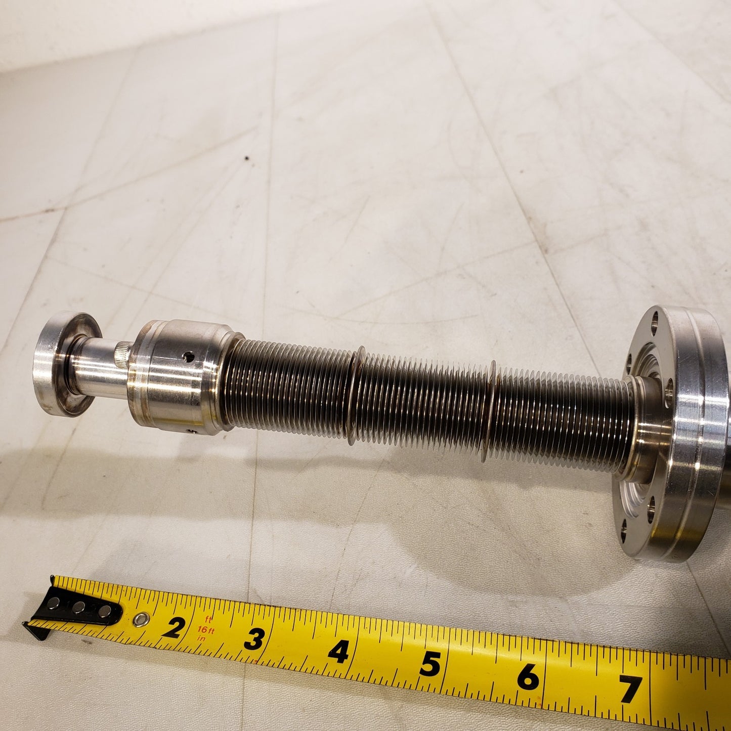 Huntington VF-173-3 2.75" CF DN35CF Conflat 3-inch Linear Motion Feedthrough