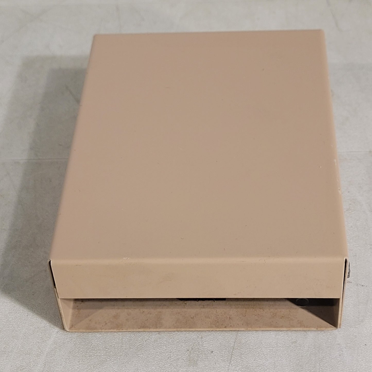 Terminal Block 10-Slot 5-1/2" x 4" Tan Steel 10-Wire Electrical Box