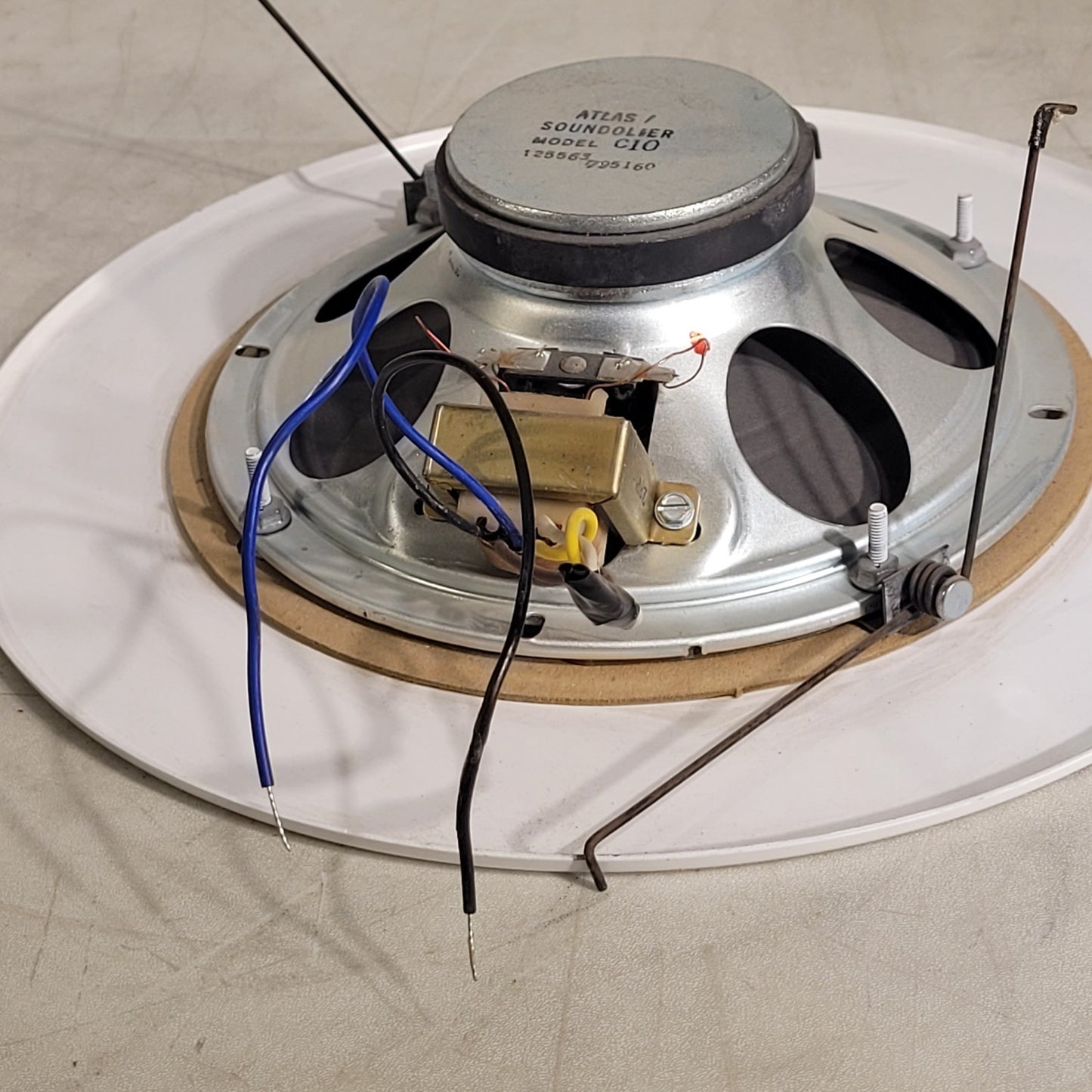 Atlas Soundolier C10 Speaker 8" 25W Dual Cone In-Ceiling Speaker With Mount