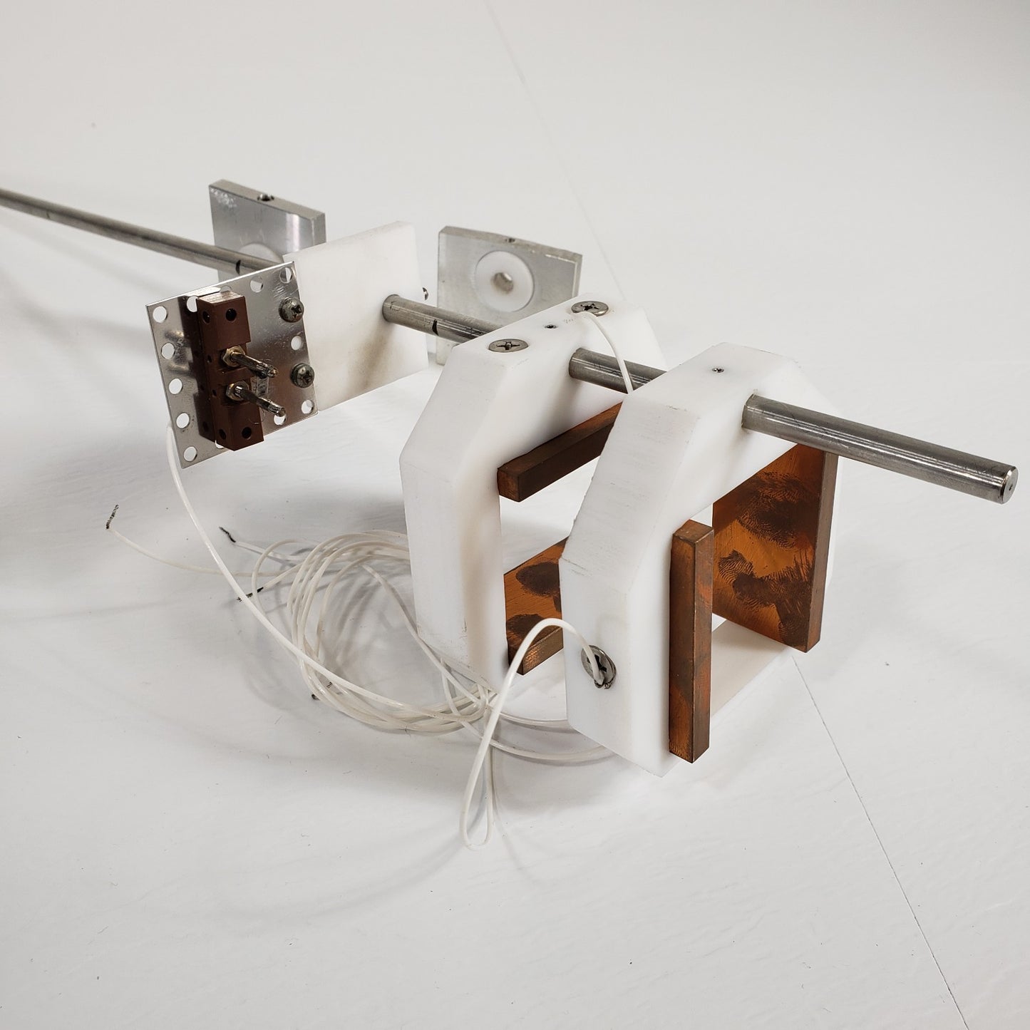 Ultra High Vacuum Decelerator Coil Assembly UHV Wire 1/4" Stainless Steel Rod