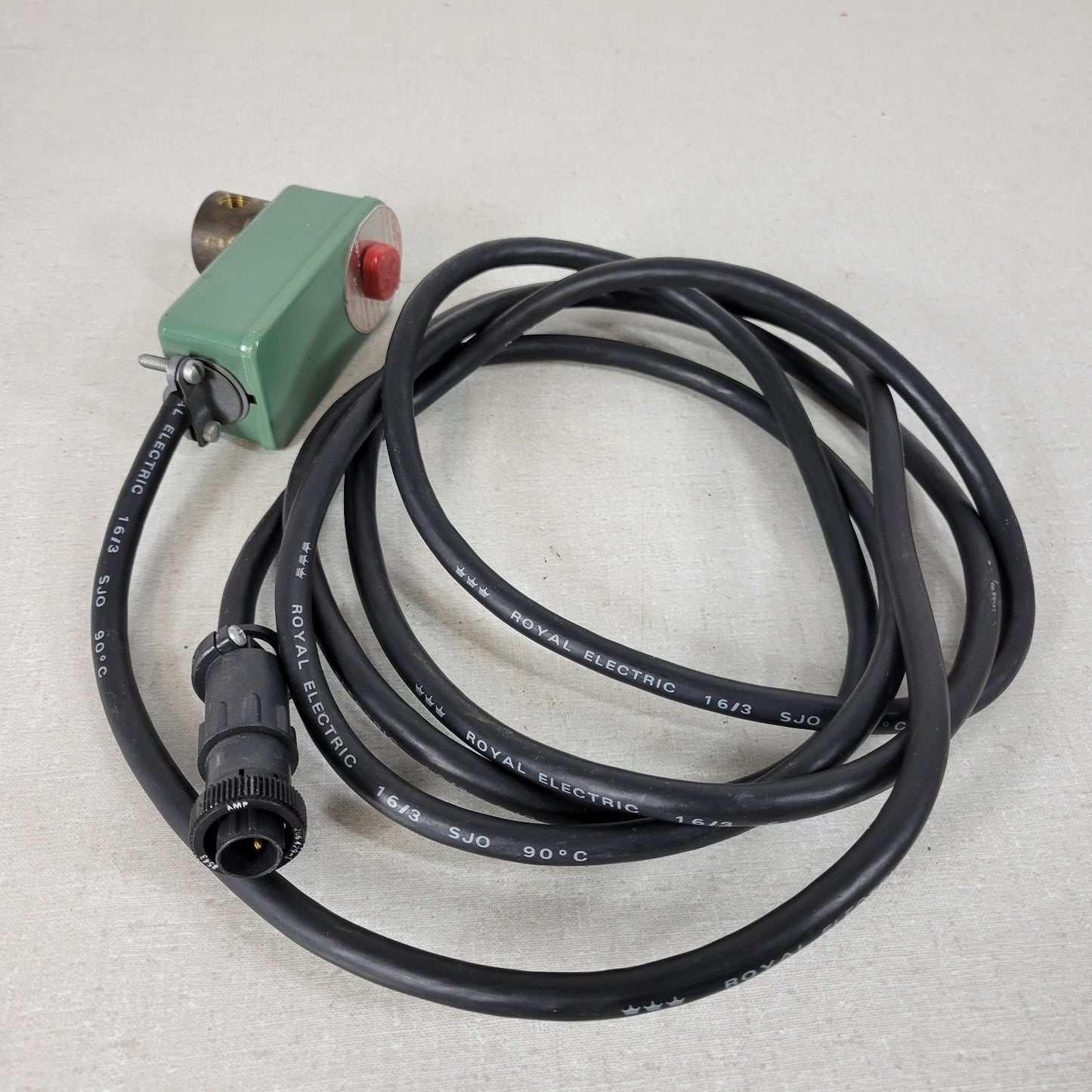 Automatic 826202 Flow Switch 3/8" NPT Thread Electronically Controlled Solenoid