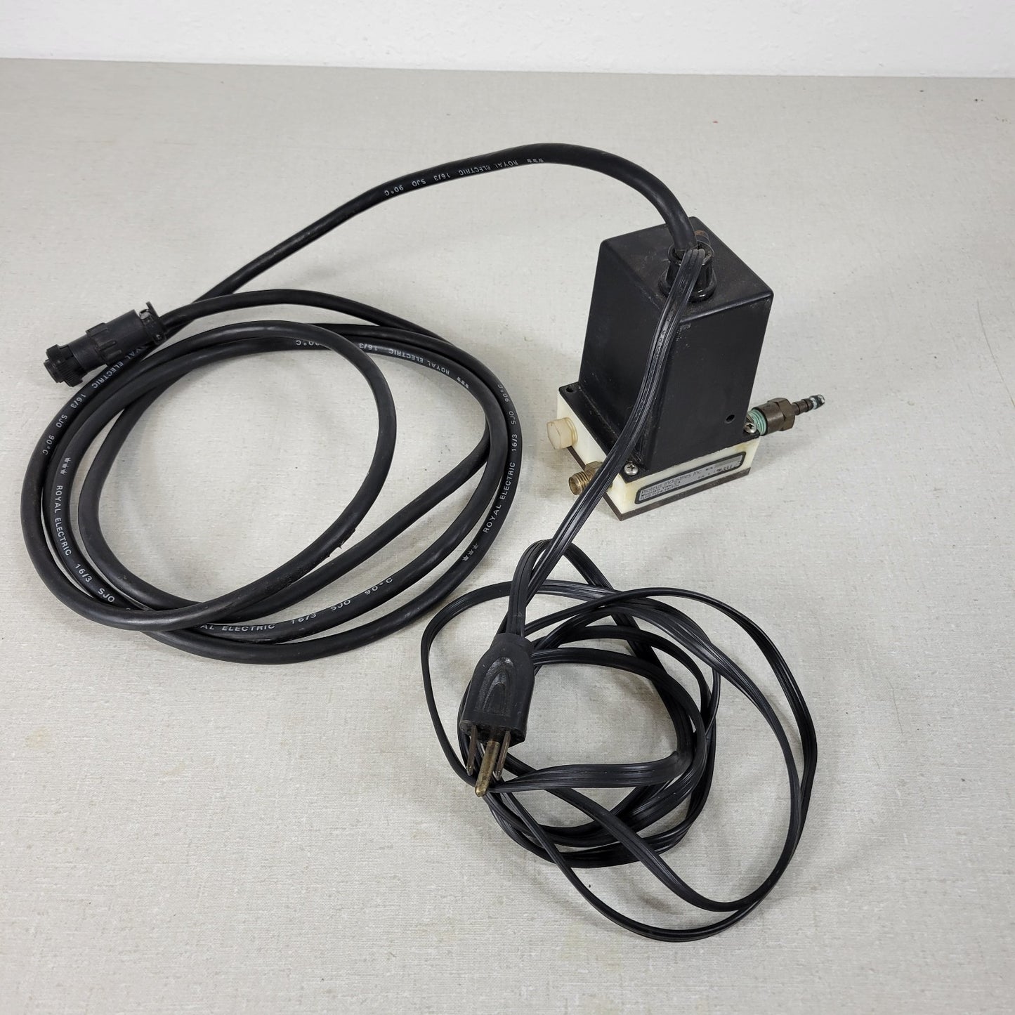 Proteus Industries 1000 Fluid Flow Switch US 120V 3/8" to Taper Tube Fitting