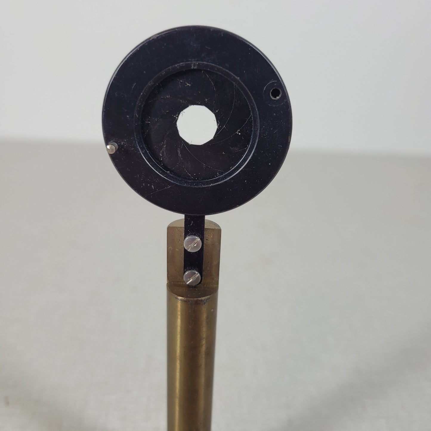 Unbranded Variable Aperture Adjustable Iris 1-25mm w/ 10cm Mounting Post 1"