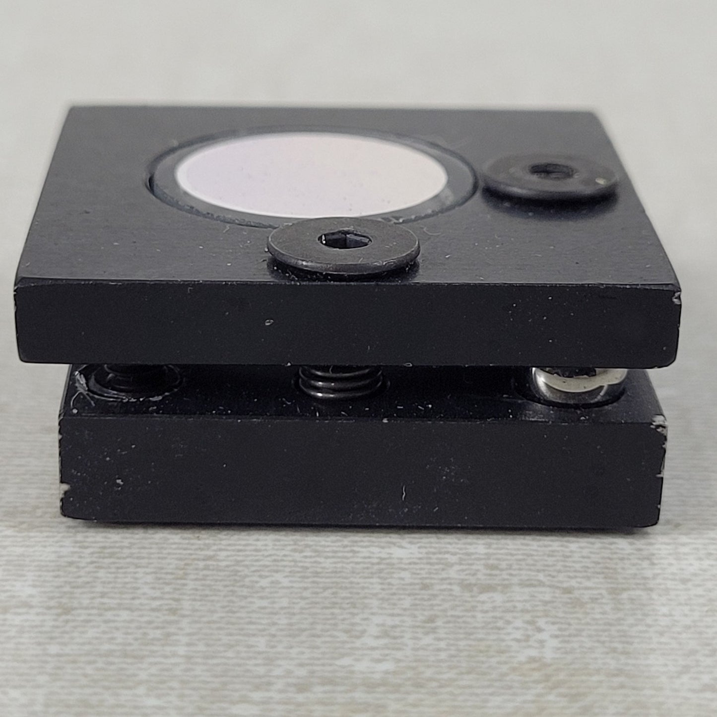 Adjustable 2-axis 0.75" Diameter Optical Mirror Mount Tilt X-Y Stage