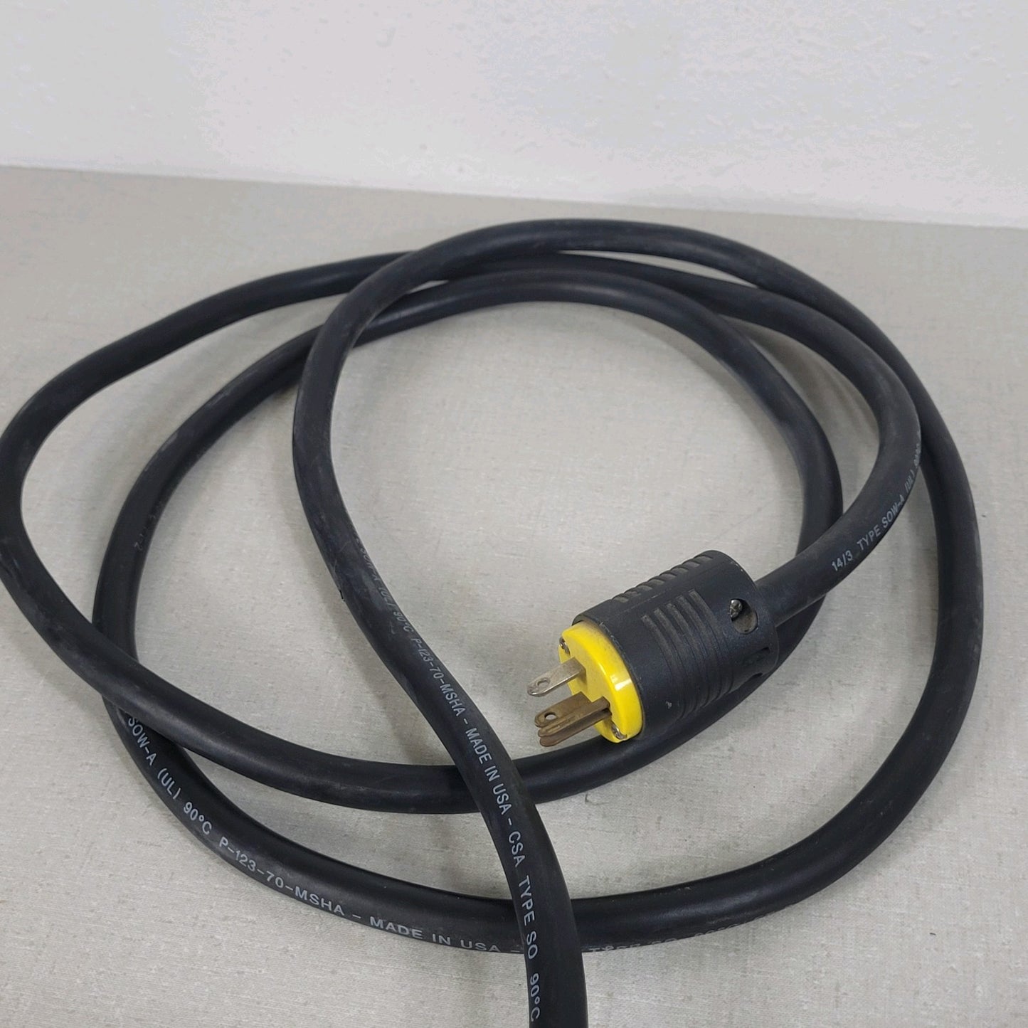 Built-In Double-Gang Work Bench Outlet Box for Mains 120v 20A 4' Cable
