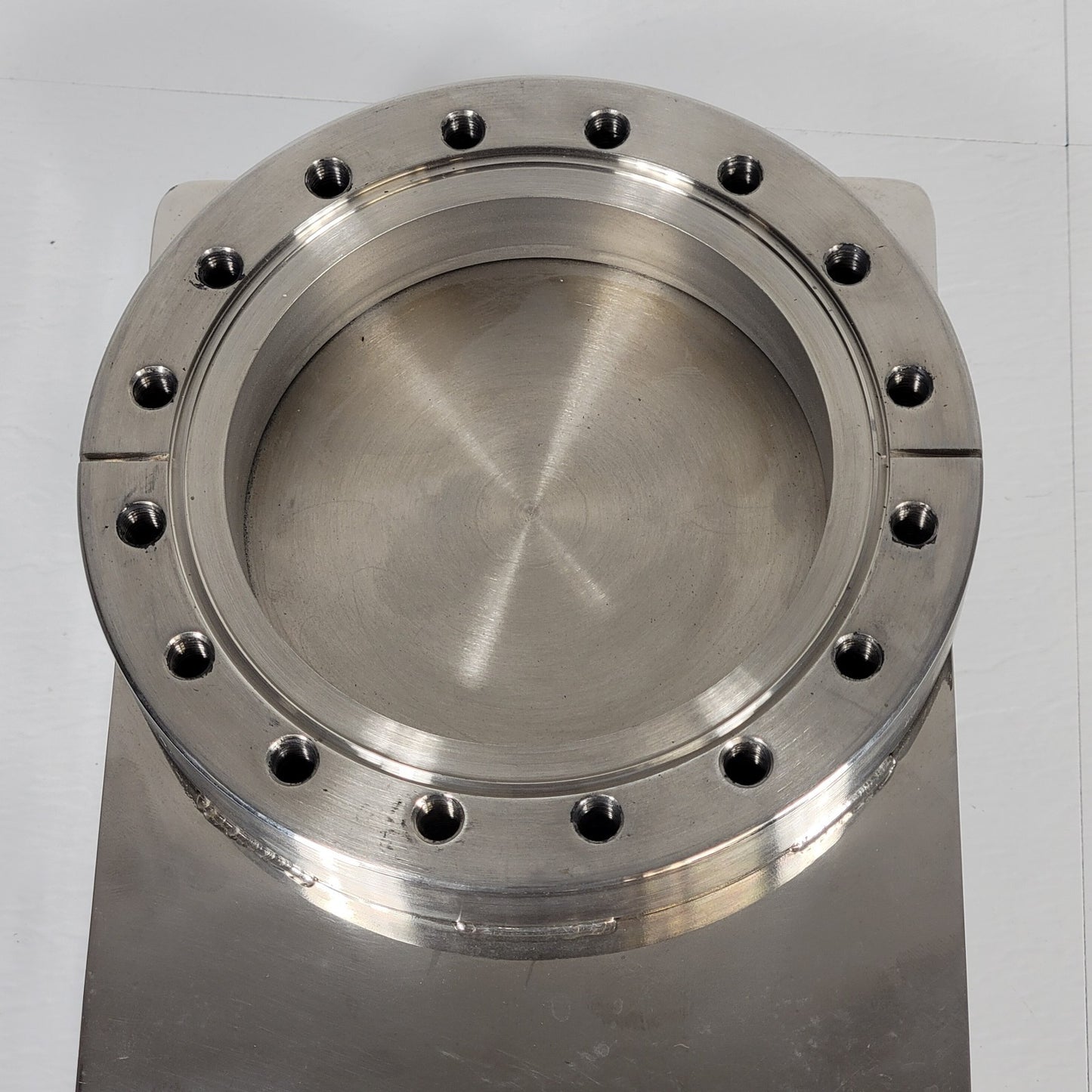 HVA 124-0400 Manual Gate Valve DN100CF 6" CF Conflat Ultra High Vacuum Apparatus