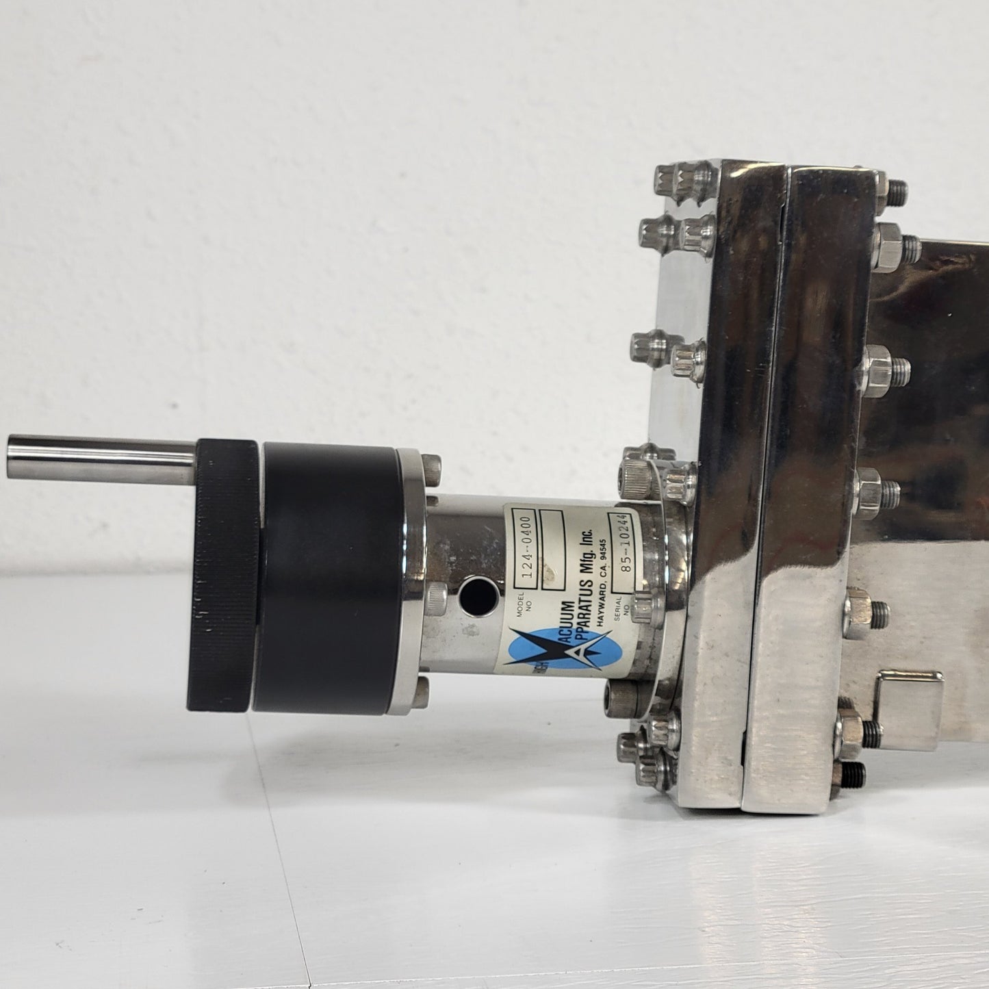 HVA 124-0400 Manual Gate Valve DN100CF 6" CF Conflat Ultra High Vacuum Apparatus