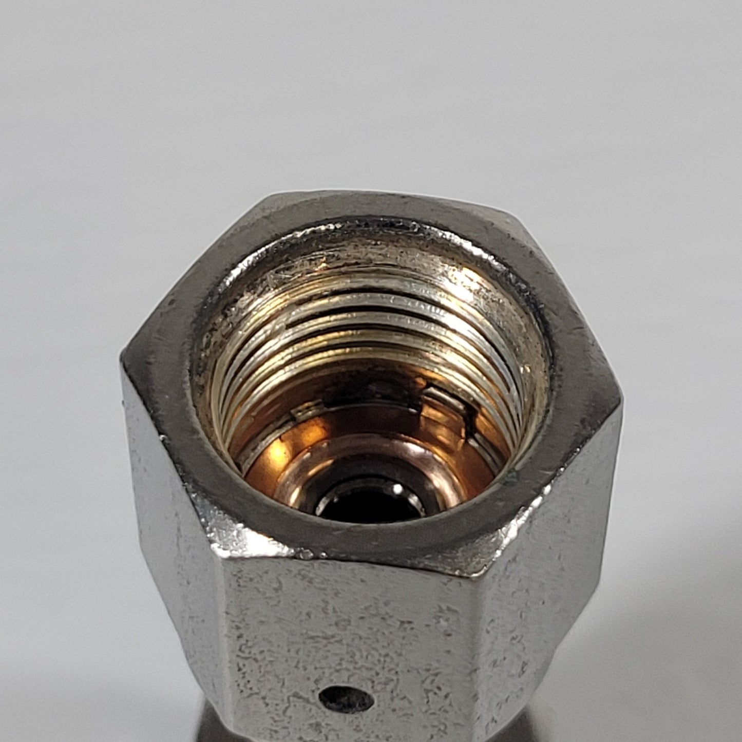 Cajon 1/4" NPT Tube Adapter to 1/4" VCR Fitting Vacuum Stainless Steel 316