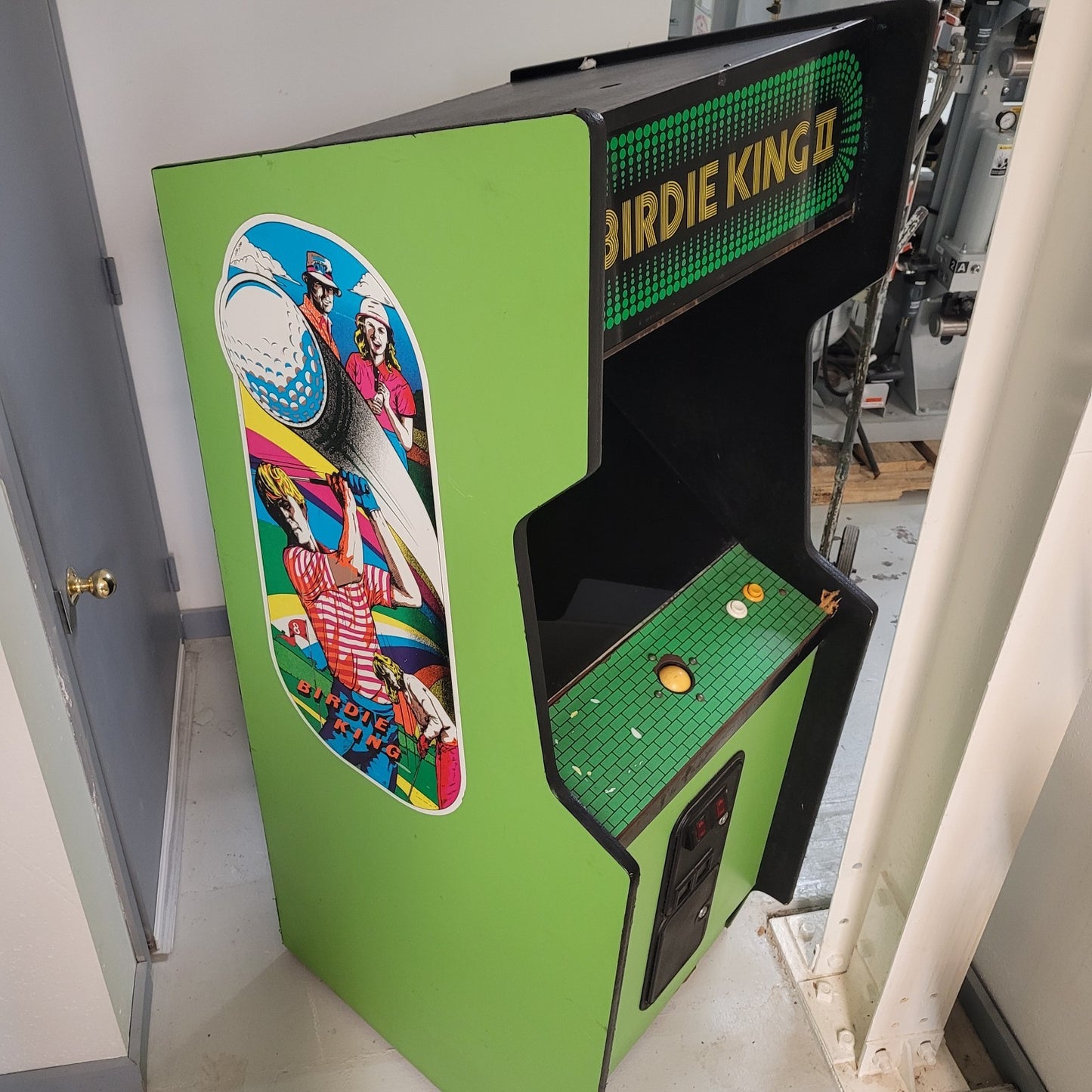 Vintage Taito Birdie King 2 II Arcade Video Game Cabinet 1983 -Tested Working