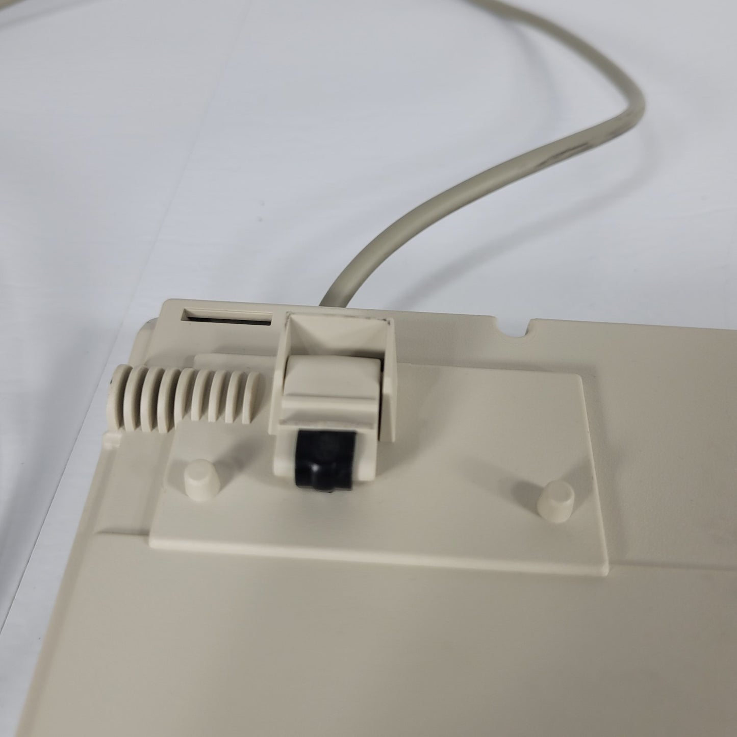 Vintage Cherry RS 6000 G83-6104Lanus/00 Beige Keyboard For Microsoft Windows 95
