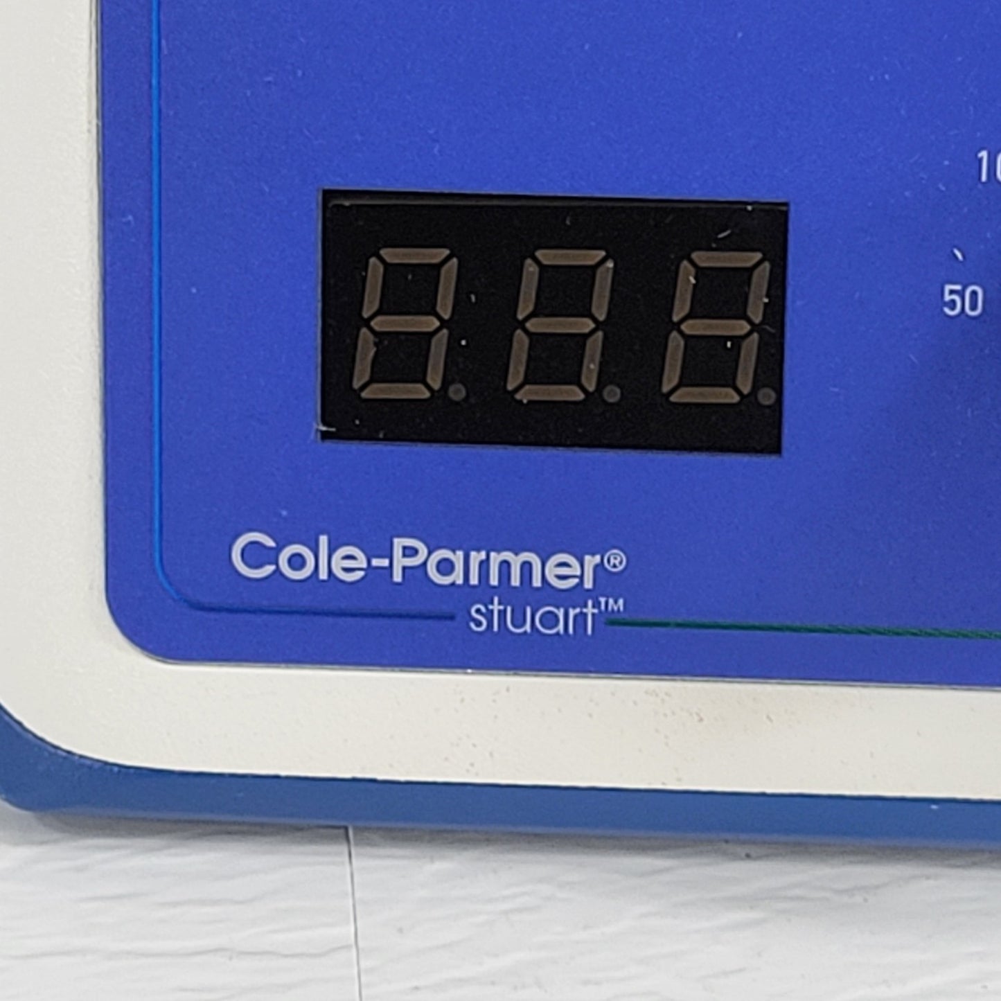 Cole-Parmer Stuart 04807-63 Hot Plate & Magnetic Stirrer 405° High Temperature
