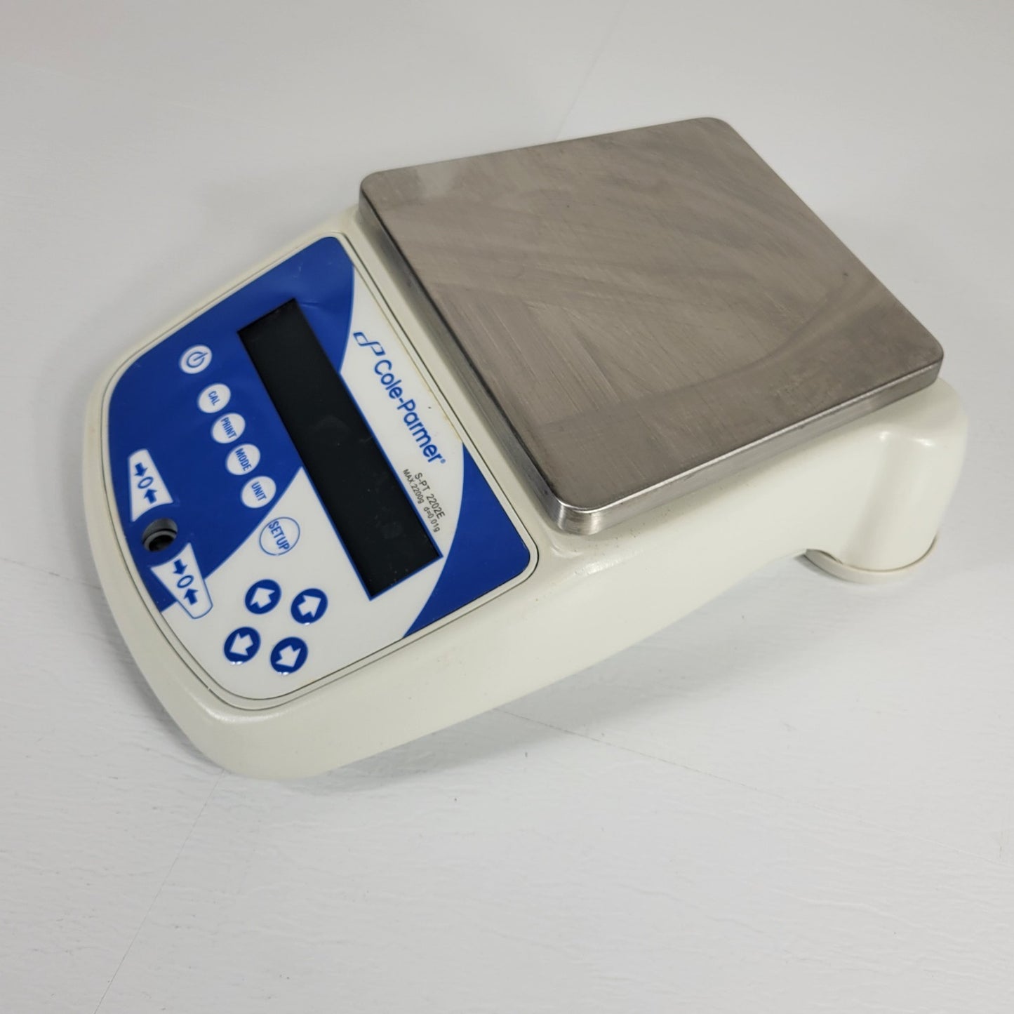 Cole-Parmer LB-200-2202e Toploading Precision Balance 2200g Capacity x .01g