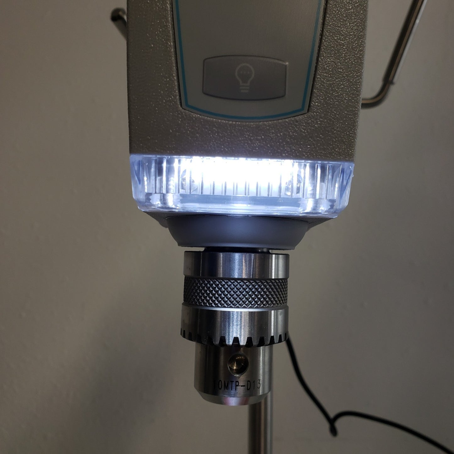 Caframo 2002 Digital Overhead Stirrer & Adjustable Mount 40-2002rpm Speed