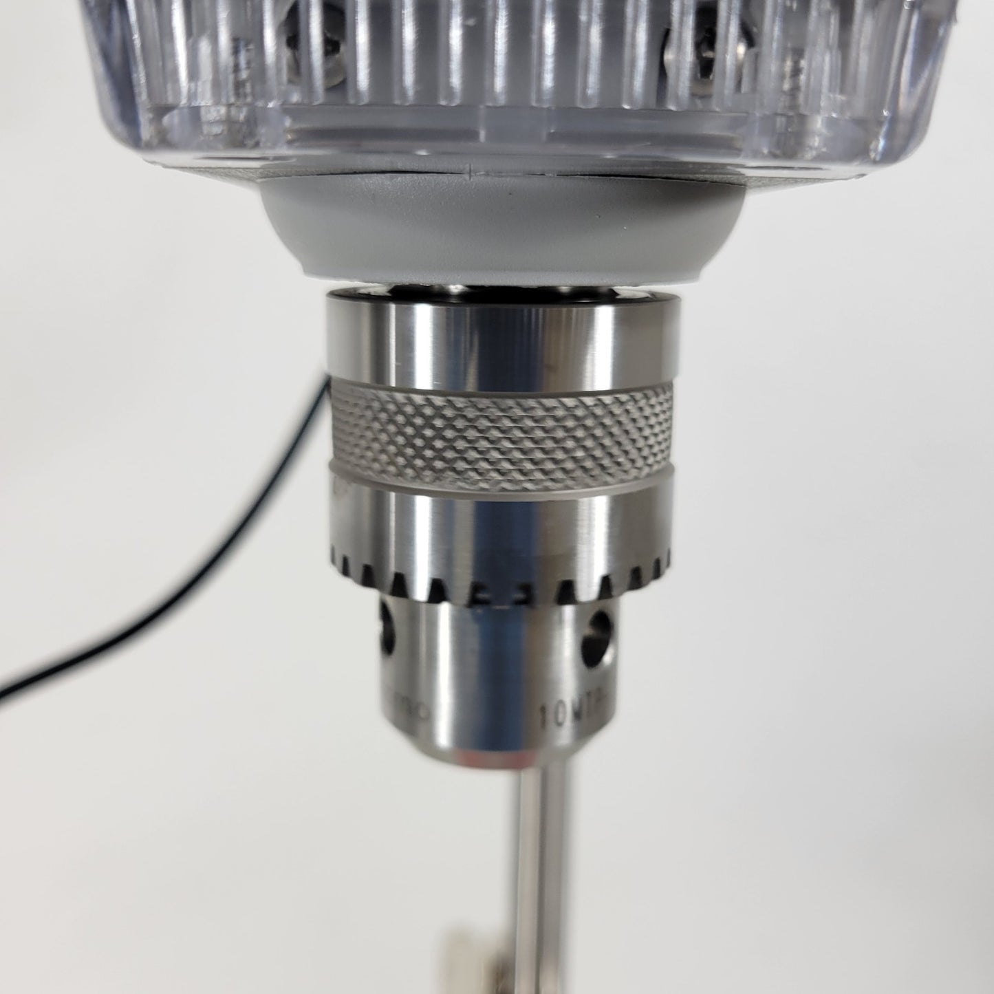 Caframo 2002 Digital Overhead Stirrer & Adjustable Mount 40-2002rpm Speed