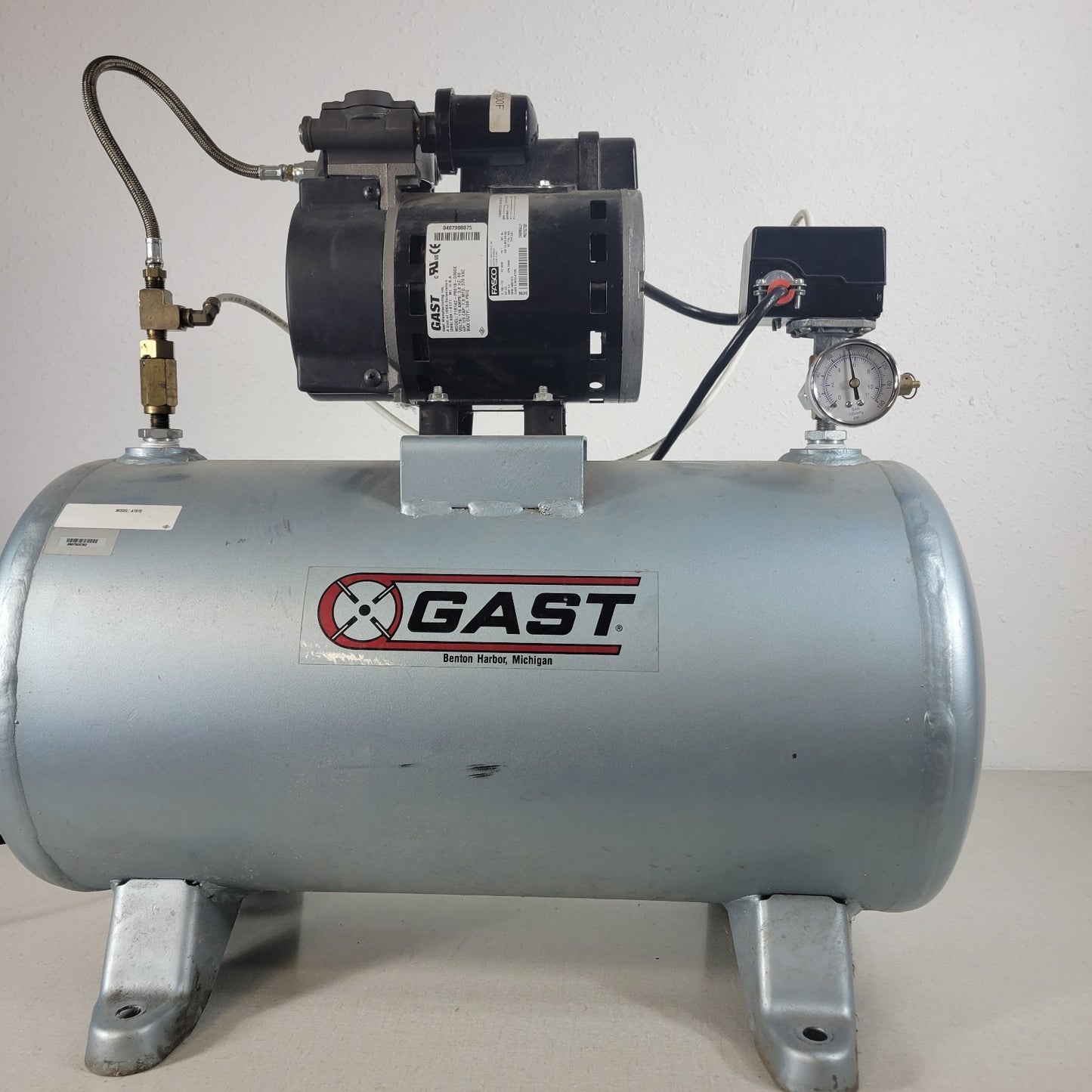 Tested Works GAST Electric Air Compressor AT870 1/3hp Motor 12Gal tank