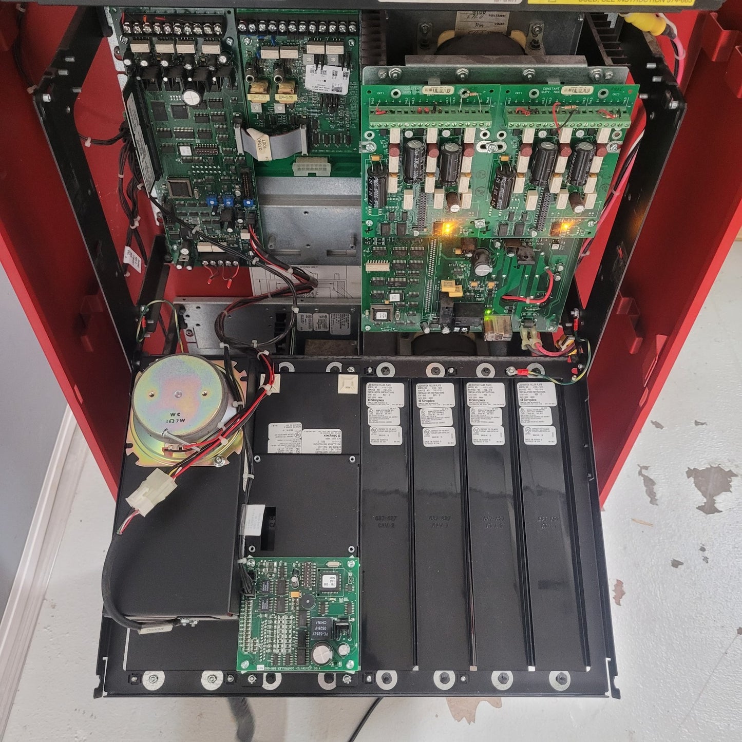 Simplex 4100 TrueAlarm Fire Alarm Control Panel Cabinet Assembly TESTED