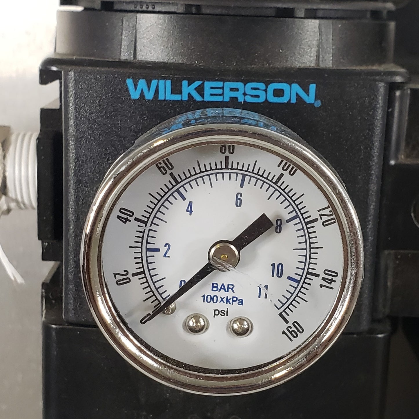 Wilkerson B28-03FHG0 M18-03-CG00 MSD-03-KB2D Compressed Air Filtration System