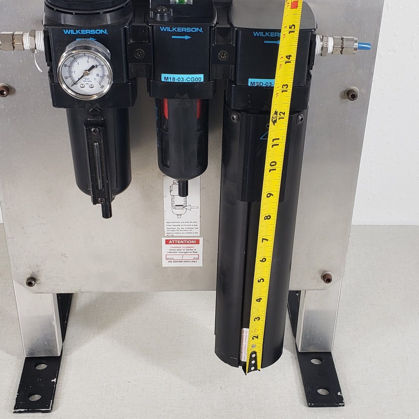 Wilkerson B28-03FHG0 M18-03-CG00 MSD-03-KB2D Compressed Air Filtration System
