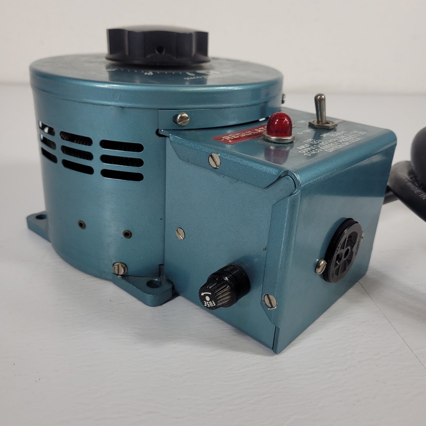 TESTED WORKS Staco 3PN1510 Variable Autotransformer Variac 120V 15A 2.1kVA Fused