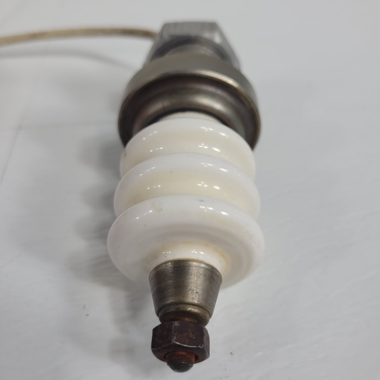 Eaton High Voltage Feedthrough Assembly Ceramic Insulator w/ 2' 5" Cable