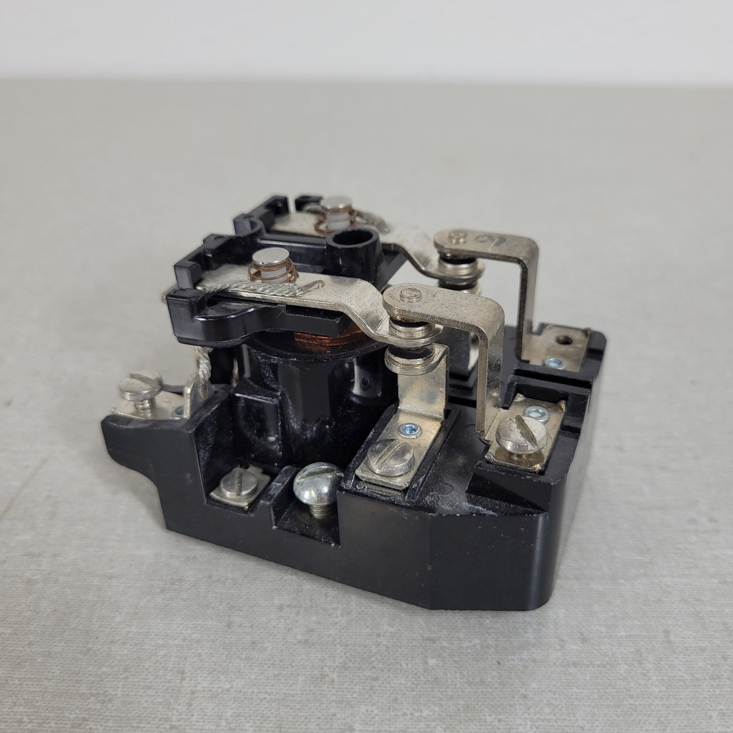 Potter & Brumfield PRD-11AG0-120 1.5HP DPDT Contactor Relay Coil 120V 30A