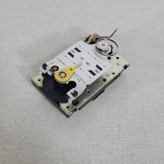 Honeywell TP973A-2076 Pneumatic Thermostat 60-90 Degree Range