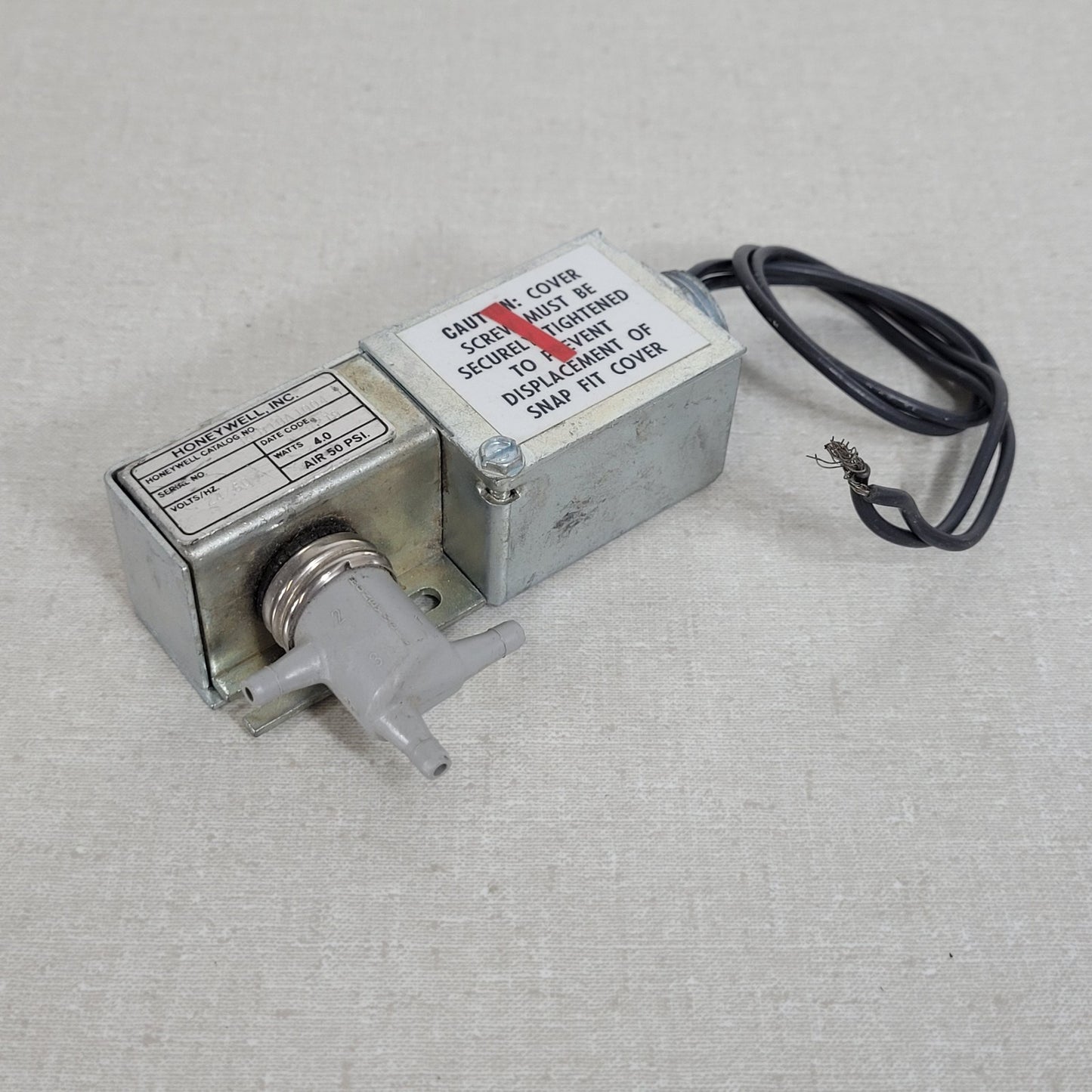 Honeywell RP818A-1004 Electric Pneumatic Relay 24V 50psi 4W