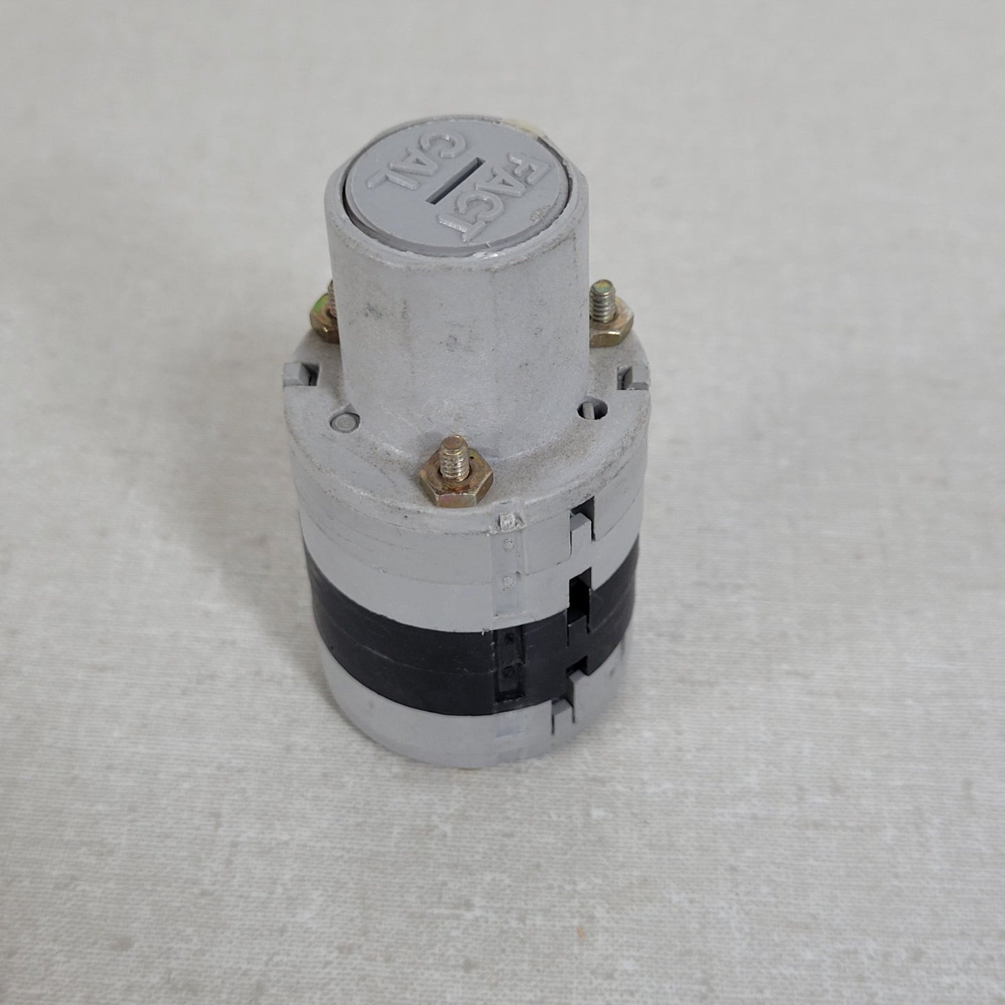 Honeywell RP670B Pneumatic Switching Relay Dual SPDT Switch 30psi
