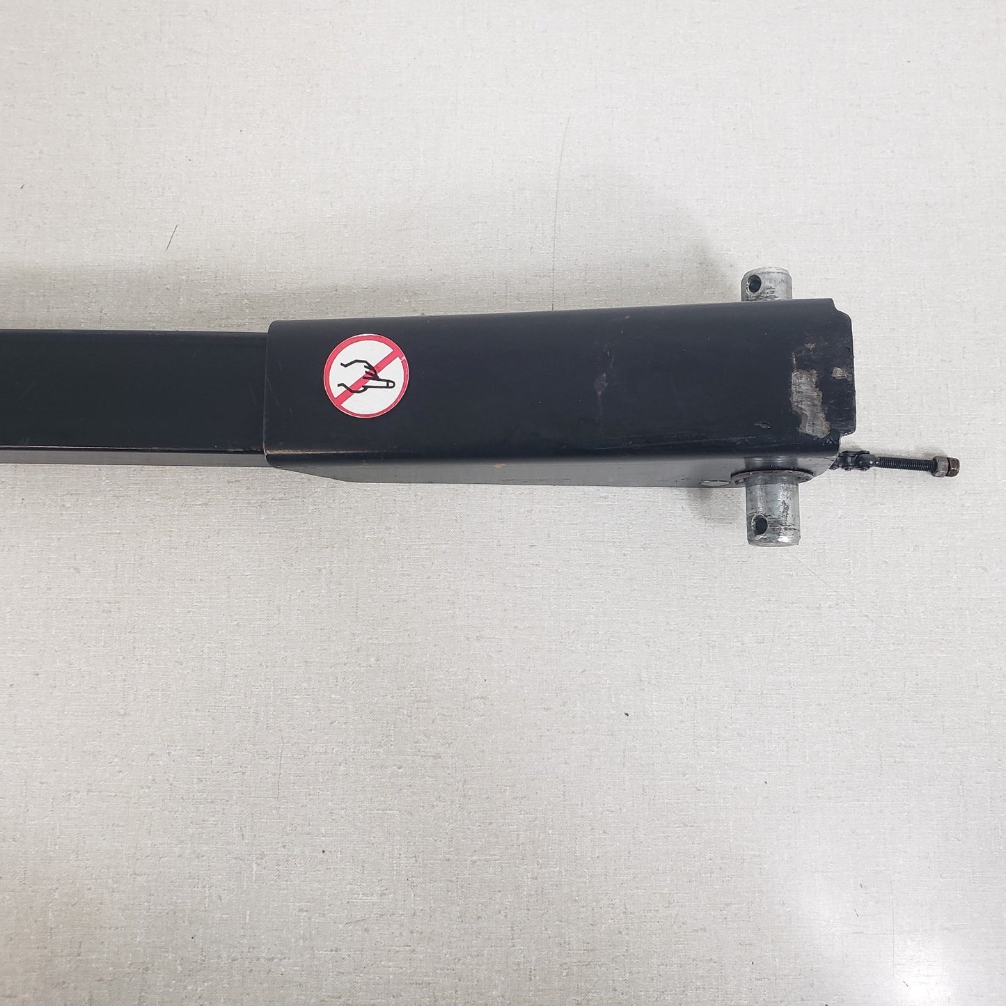 Dayton 4YX97 46G274 - 97-109 Handle Body With Axle Pin Assembly For Pallet Jack
