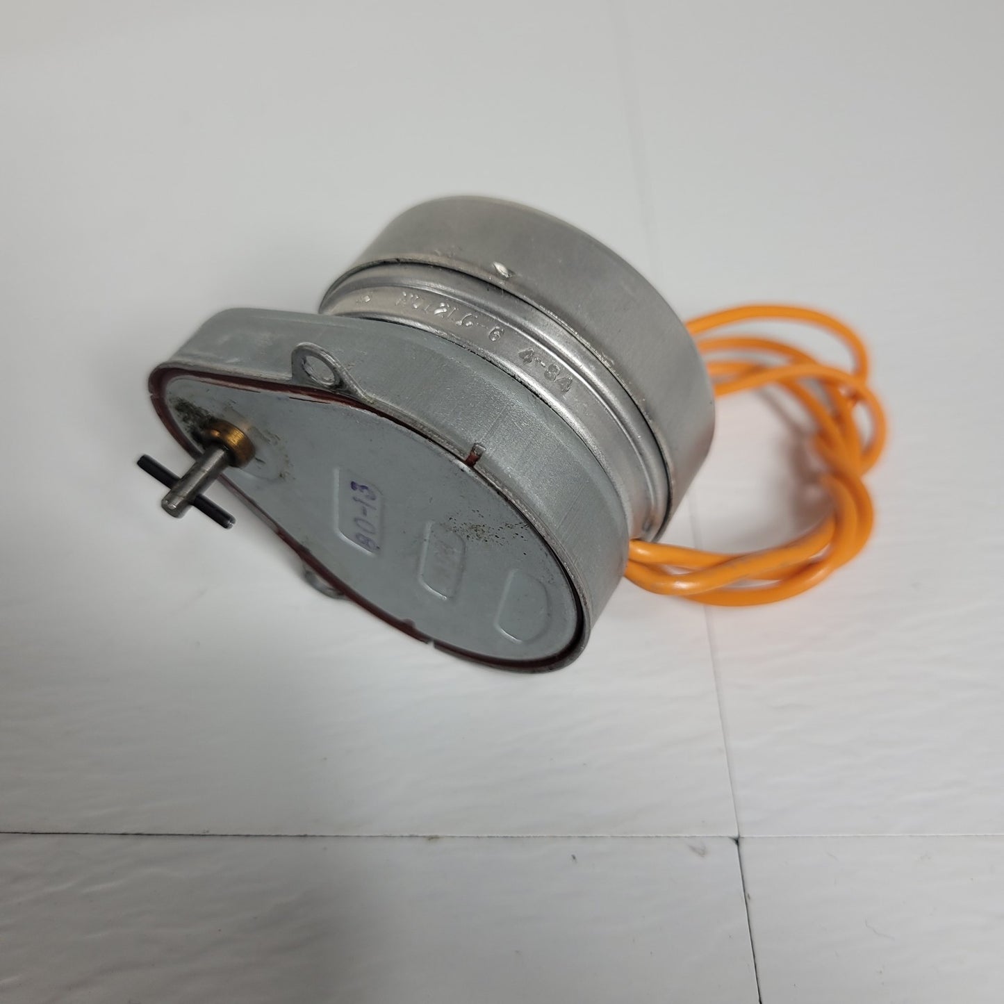 Synchron Clock Sign Motor 640 110VAC 60CY 5W 1RPM HD12LC-6