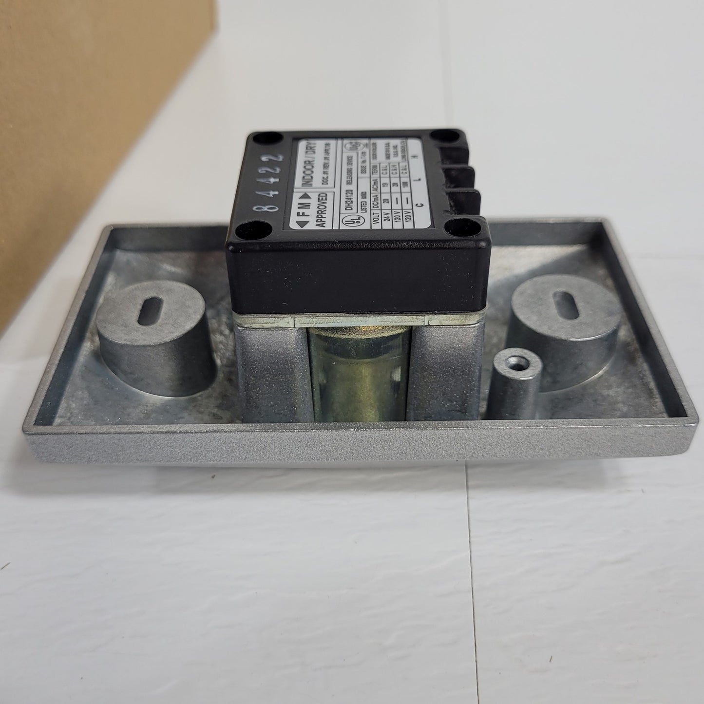 Electromagnetic Door Holder DH24120FPC Semi Flush Mount Fire Alarm Door Holder