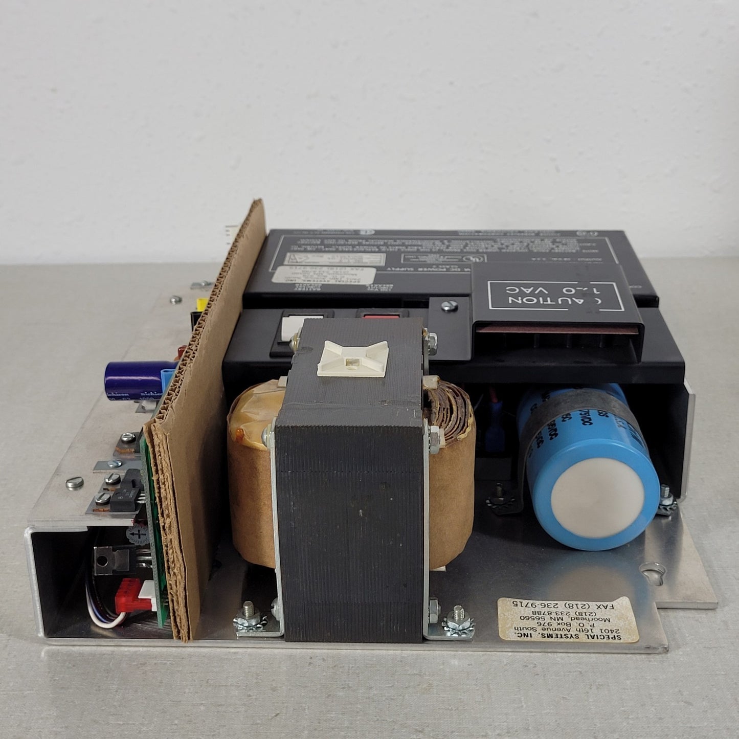 Ektacom HQ-1-X Nurse Call DC Power Supply Class 2 B09001-01 Output 27Vdc 3.2A