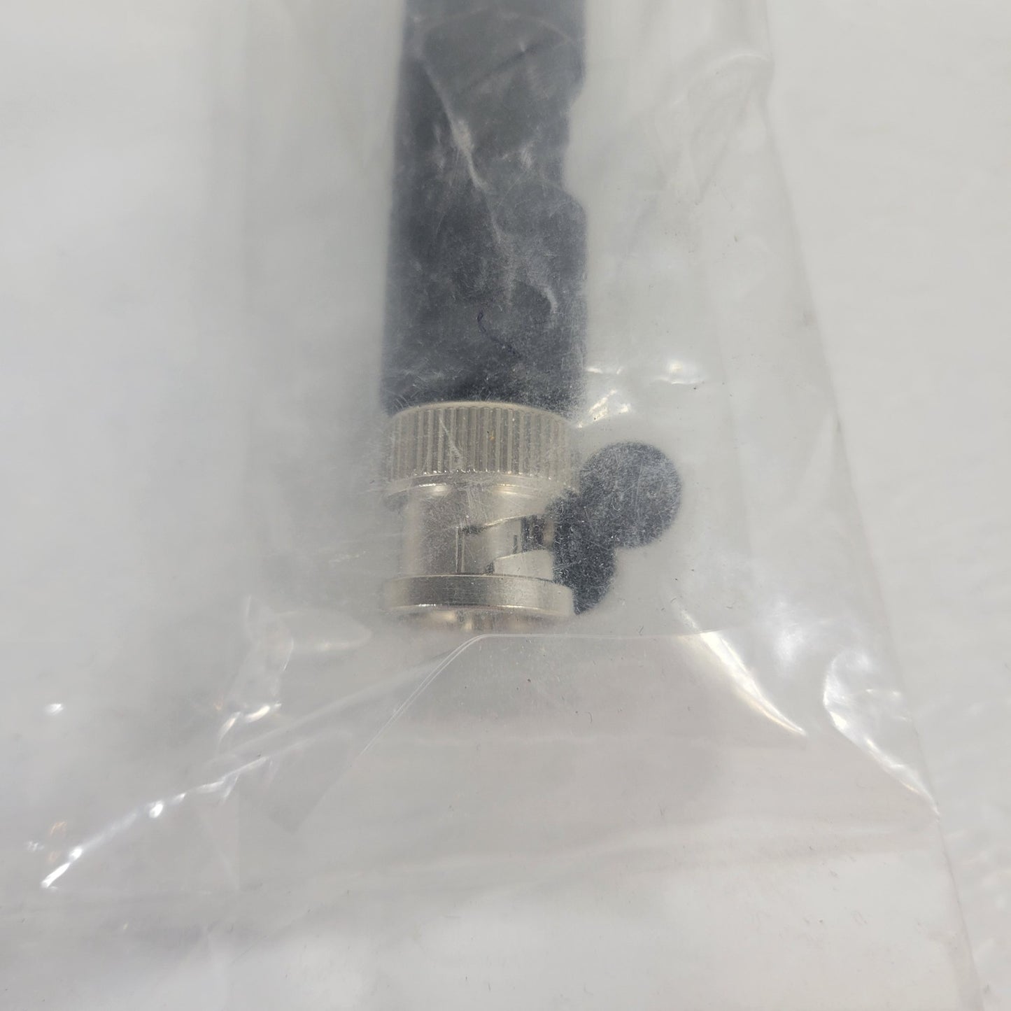 Shure UA820D Wireless Systems Half Wave Antenna 554 To 590 MHz (J1, J2 Codes)
