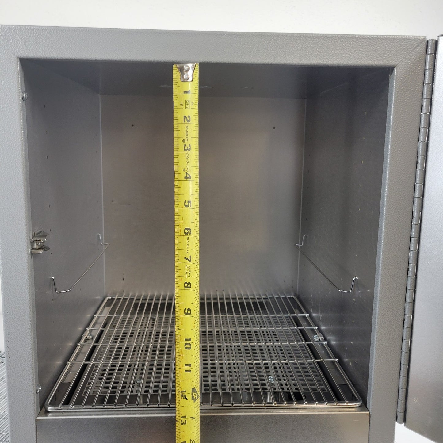 TESTED Quincy Lab 20GC Grav Convection Oven Furnace 1.27 CF Interior 750W