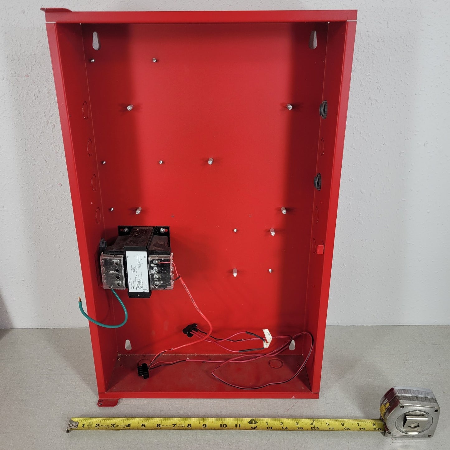 Fike Protection Cyber Cat 1016 10-064 EMPTY Fire Alarm Cabinet 250VA 60Hz No Key