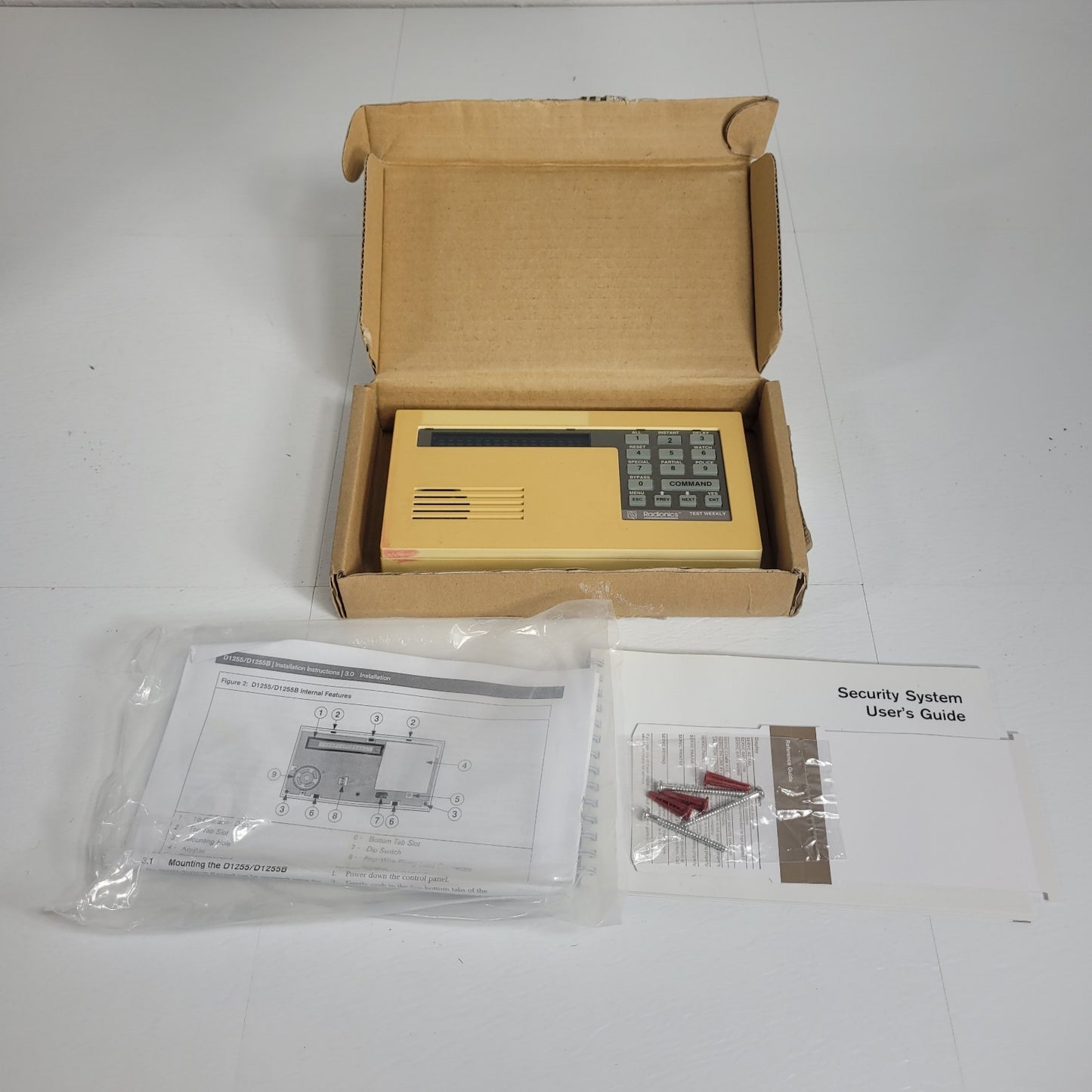 Bosch Radionics D1255 Alpha Numeric Command Center Alarm Keypad