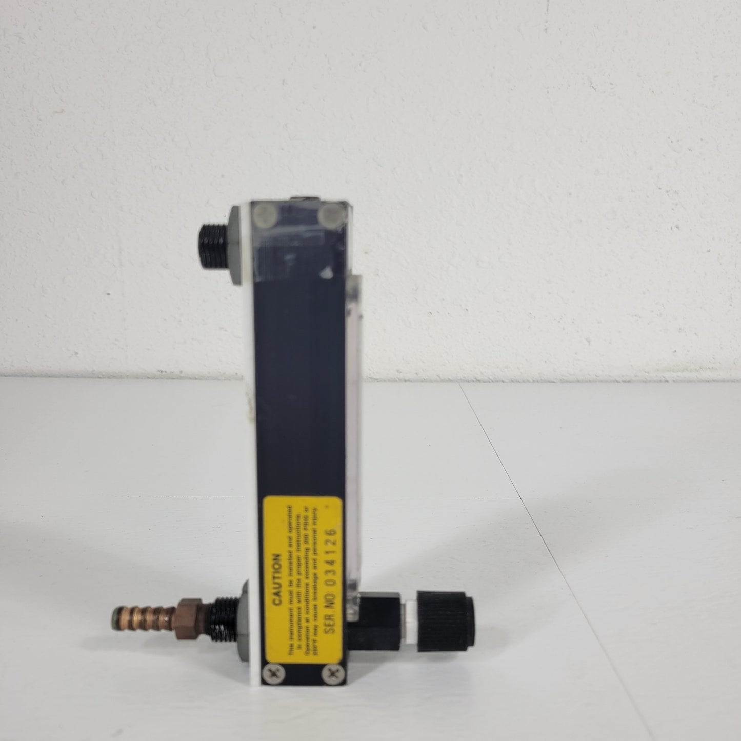 Cole Parmer Flowmeter Flow Regulator N022-13 0-65 mm 3/8" NPT Outlets