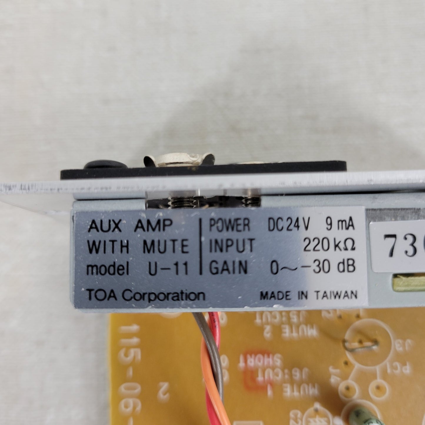 TOA U-11 115-06-147-3E Aux Amp w/ Mute Power DC24V 9mA Input 220kΩ Gain 0~-30dB