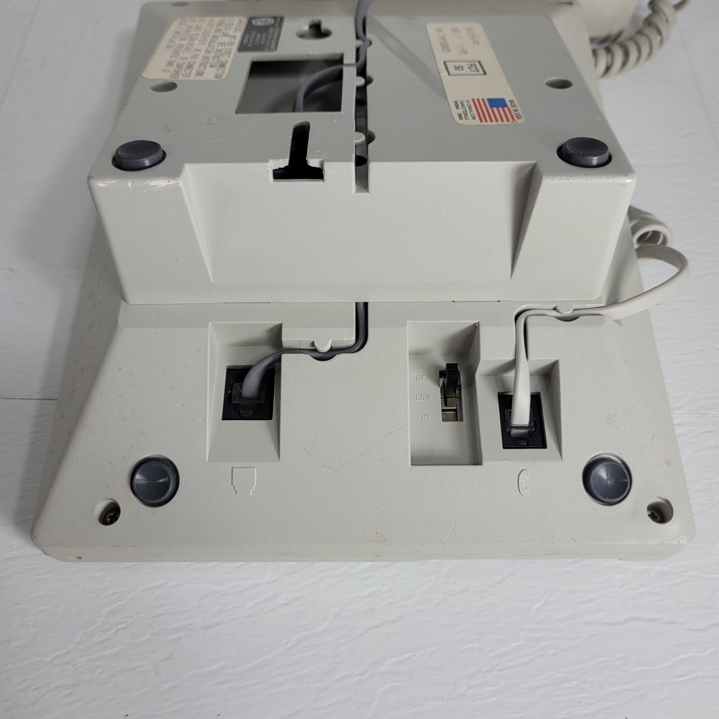 Comdial 8101N-PT Telephone Equipment Platinum Grey Classic Single Line Phone