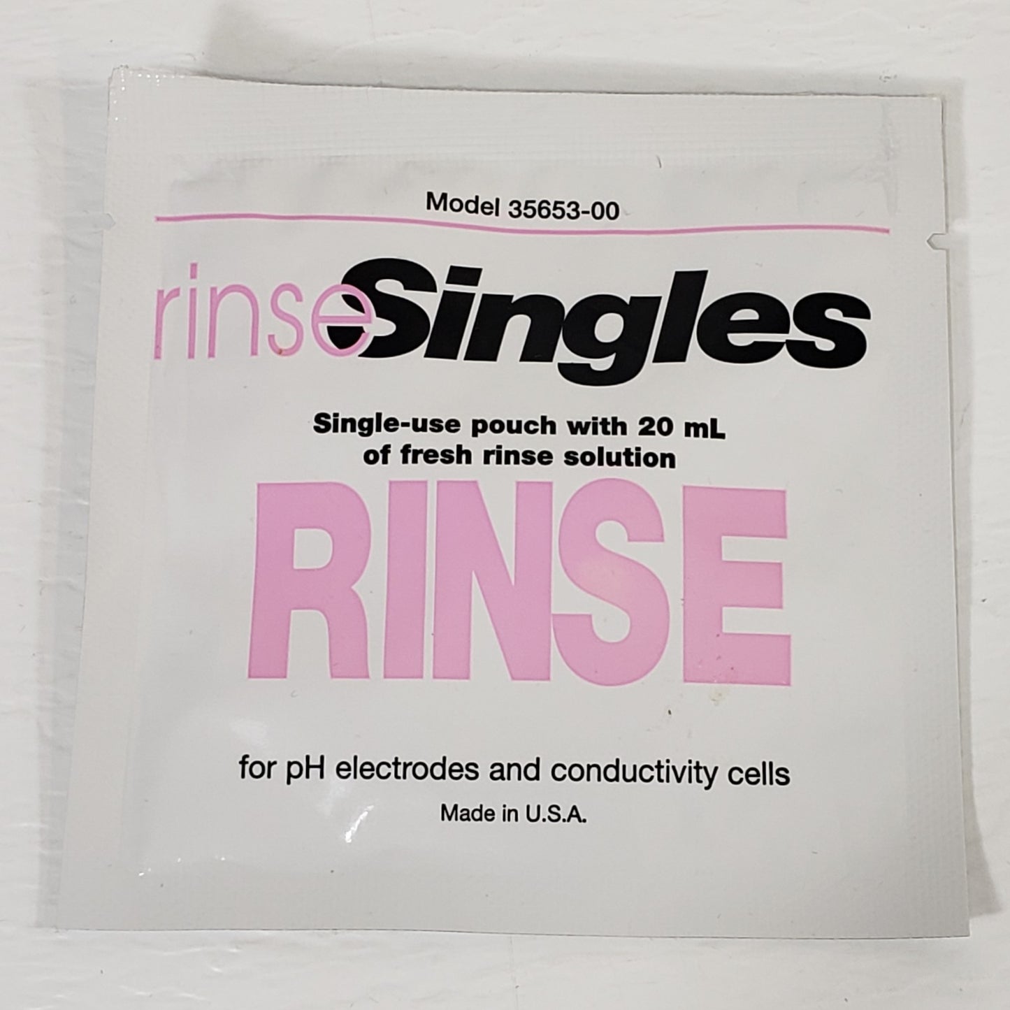 KCI 3M Fill Solution And 100% Deionized Water Single Use Pouch For PH Meters