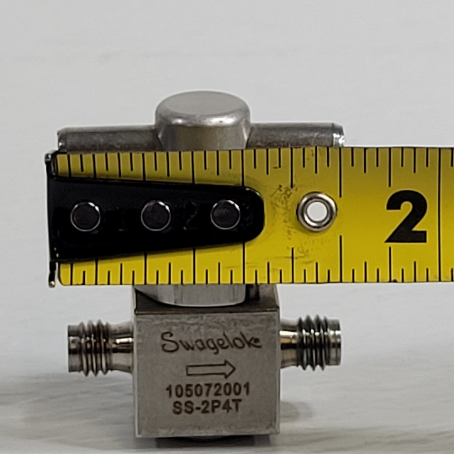 Swagelok SS-P24T 1/8" Quarter Turn Plug Stainless Steel High Vacuum Valve