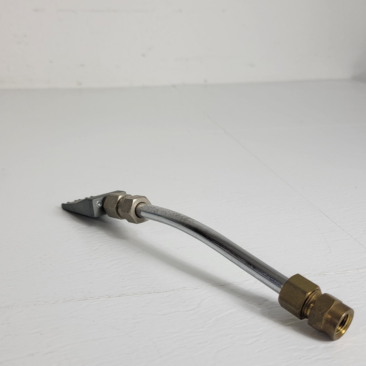 Silvent 921 Air Nozzle Zinc Flat Slot Nozzle NPT 1/8" Connection
