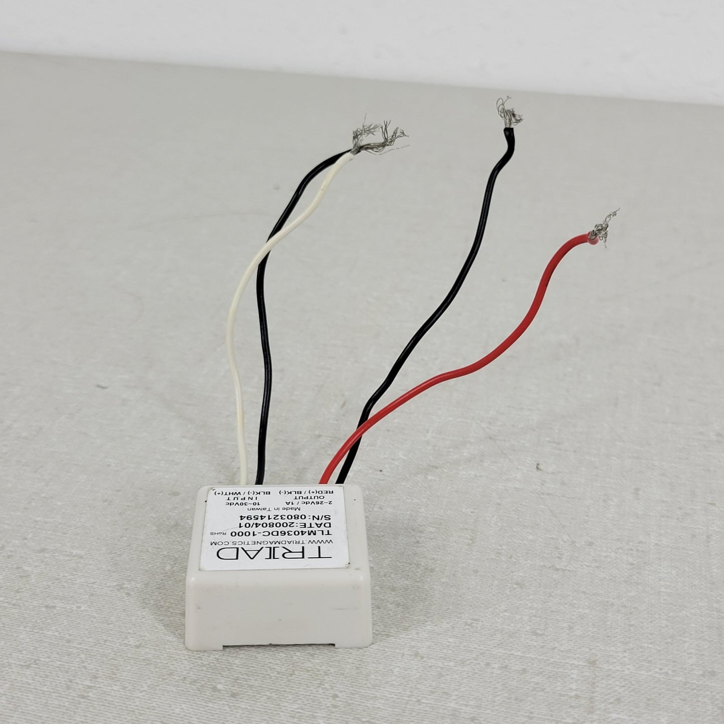 Triad TLM4036DC-1000 10-30Vdc 2-26Vdc Encapsulated DC/DC Switching Power Supply
