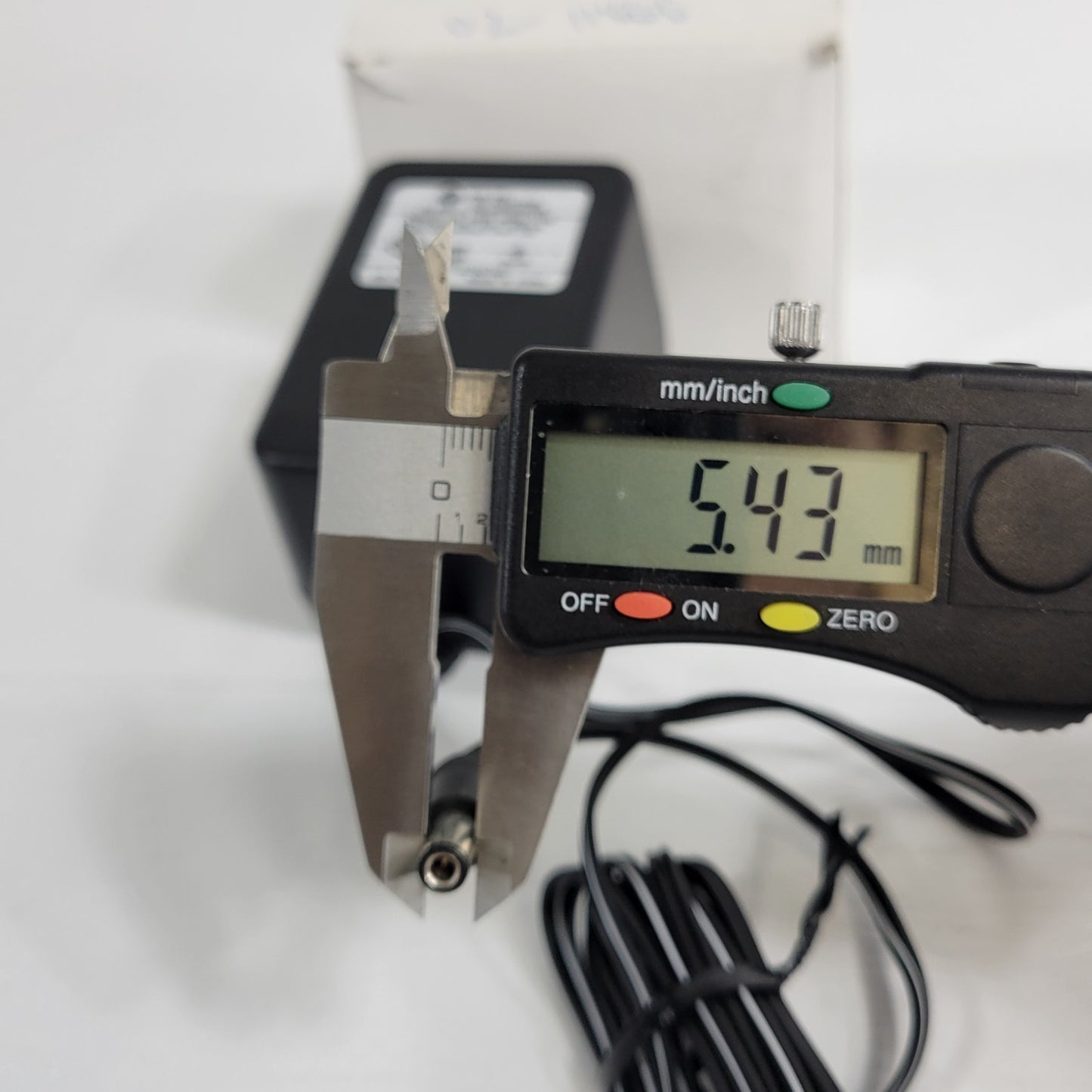 CUI 48-24-400 AC Adapter Class 2 Transformer Output 24VDC 400mA DPD240040-P6P-SZ