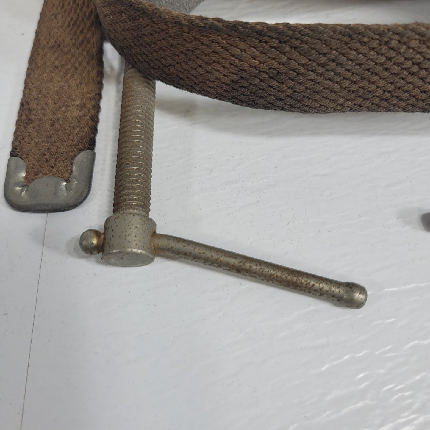 Gas Cylinder Holder for Bench Safety Adjustable Belt Mount Secure Strap Storage
